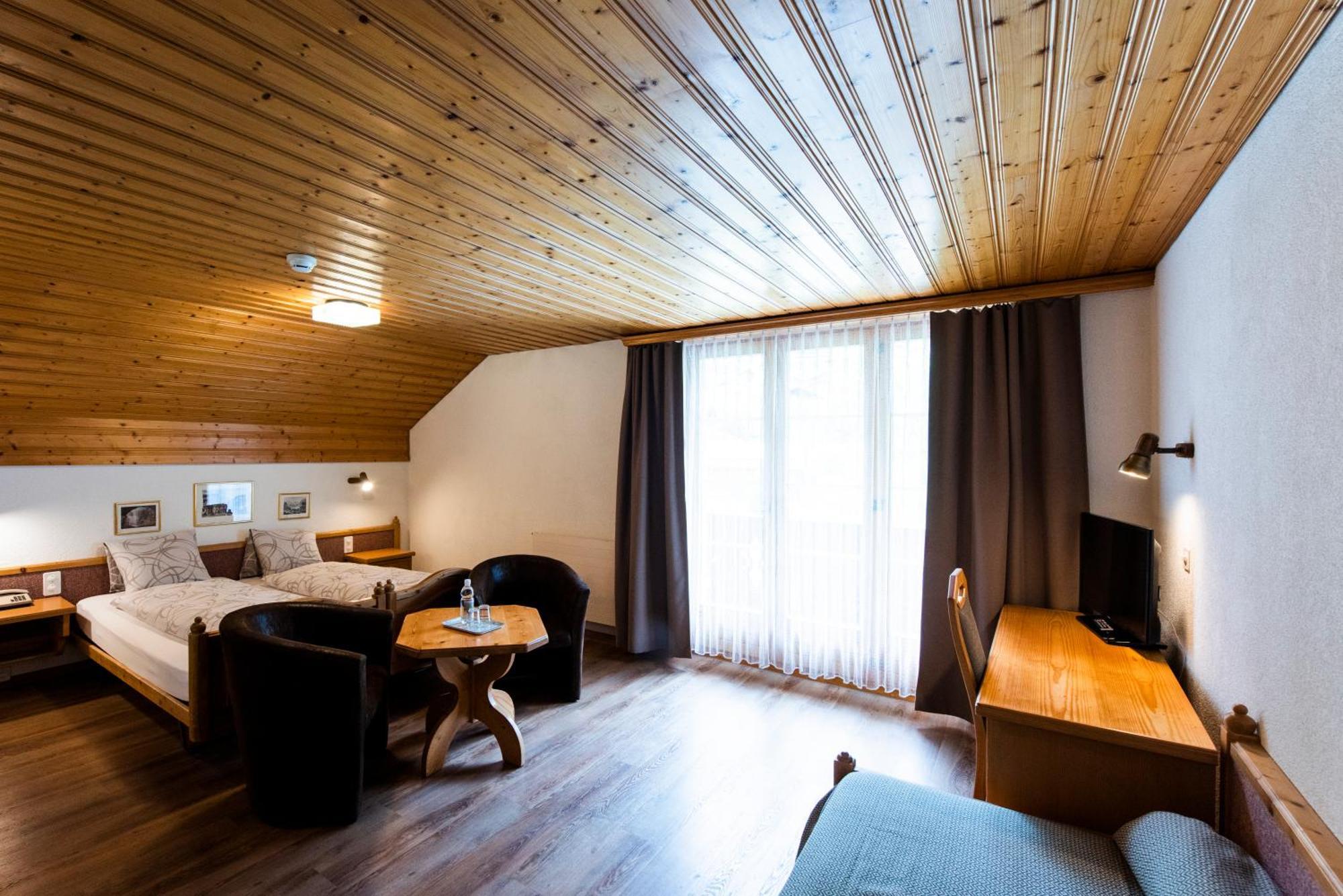 Hotel Brienzerburli Brienz  Eksteriør bilde